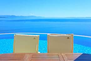 House On The Rocks in Nisaki