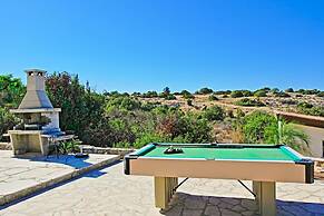 Villa Anthoulis in Latchi