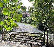 Remarkable Boultons Barn With hot tub
