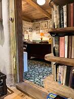 Remarkable Boultons Barn With hot tub