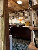 Remarkable Boultons Barn With hot tub