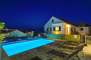 Villa Thea Antonis in Gaios