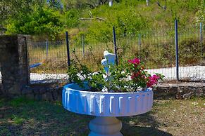 Antigoni Villa Dio in Longos