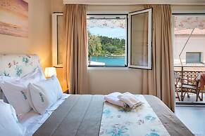 Nina Gaios Waterfront Apartment