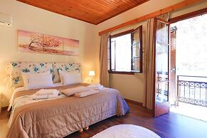 Nina Gaios Waterfront Apartment