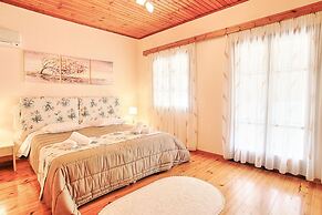 Nina Gaios Waterfront Apartment