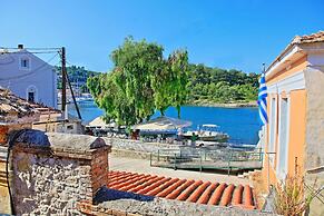 Nina Gaios Waterfront Apartment
