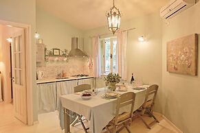 Prasini Luxury Cottage