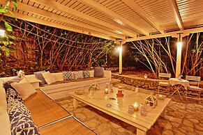 Prasini Luxury Cottage