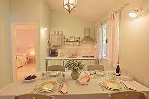 Prasini Luxury Cottage