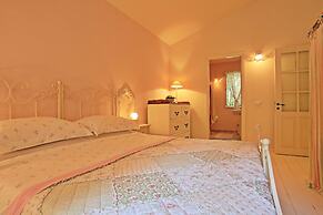 Prasini Luxury Cottage