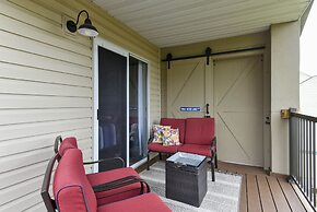Table Rock Lookout Duo - Spacious Balcony