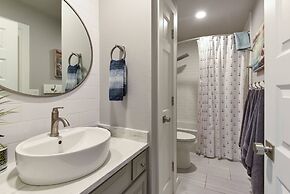 Table Rock Lookout Duo - Spacious Balcony