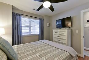 Table Rock Lookout Duo - Spacious Balcony