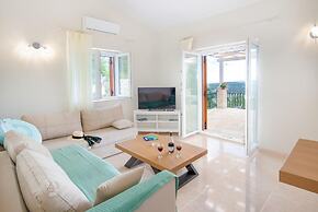 Villa Plagia Brand New Villa