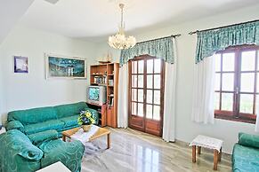 Villa Alexandros in Nisaki