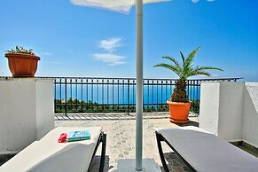 Villa Alexandros in Nisaki