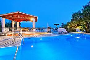 Villa Alexandros in Nisaki