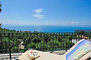 Villa Alexandros in Nisaki