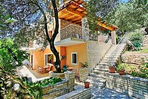 Villa Alexandros in Nisaki