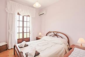 Villa Alexandros in Nisaki