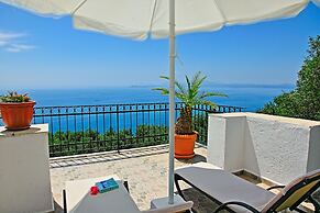 Villa Alexandros in Nisaki