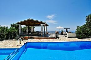 Villa Alexandros in Nisaki