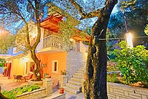 Villa Alexandros in Nisaki