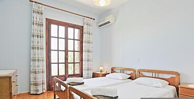 Villa Alexandros in Nisaki