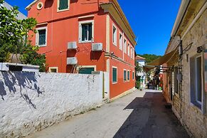 Faros Ennea in Gaios