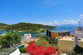 Faros Ennea in Gaios