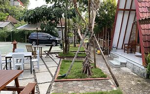 Kayu Watu Cottage Gunung Kidul