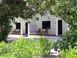Clouds Beach Retreat Laamu