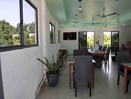 Clouds Beach Retreat Laamu