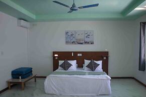 Clouds Beach Retreat Laamu