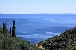 Chrissa in Katavolos