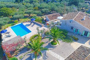 Villa Helona in Lithiasmenos