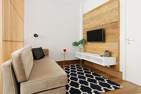 Av0711 Studio Avanhandava