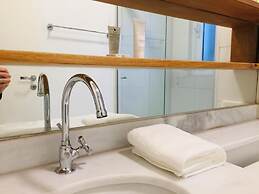 Av0711 Studio Avanhandava