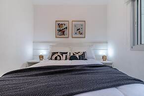 Iquali013 Akile Homes Apto