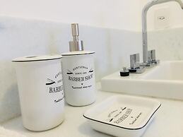 Iquali013 Akile Homes Apto