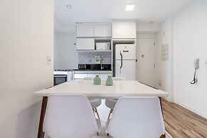 Iquali013 Akile Homes Apto