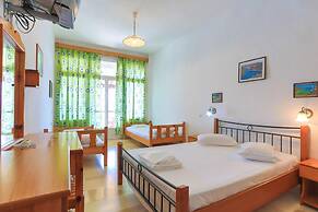 Faros Ena in Gaios With 1 Bedrooms and 1 Bathrooms