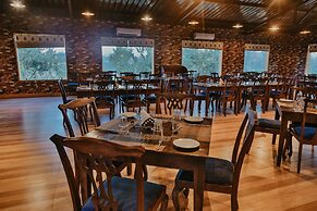 GIR LION SAFARI CAMP