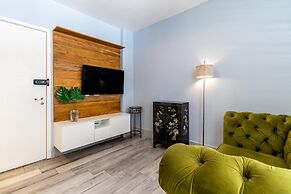 Av0203 Studio Avanhandava