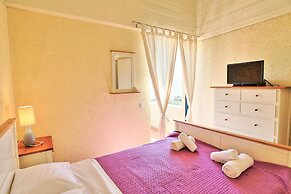 Casa do Tina in Mparmpati