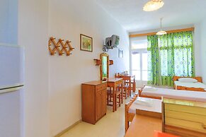 Faros Dio Gaios Studio sea Views Private Sun-loungers