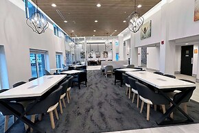 La Quinta by Wyndham Chicago O'Hare Airport