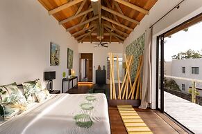 Koki Bonheur by muse villas