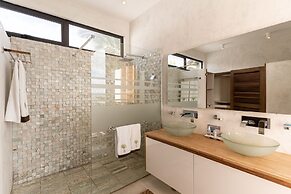 Koki Bonheur by muse villas